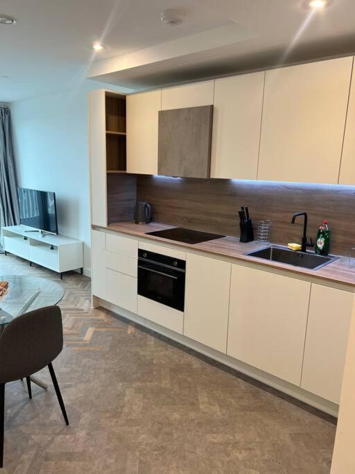 Stunning One Bedroom Apartment ロンドン エクステリア 写真